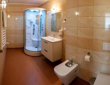 Фото номера Суперлюкс с доступом в спа-центр Отель Hotel Piotr Spa&amp;Wellness г. Богушув-Горце 24